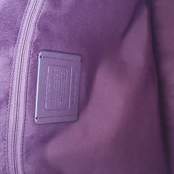 NWT Coach Large Burgundy Crossgrain Leather Gallery Tote - Picture 7 of 10